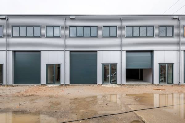 Bedrijfsruimte Latensteinseweg 13-a Tiel