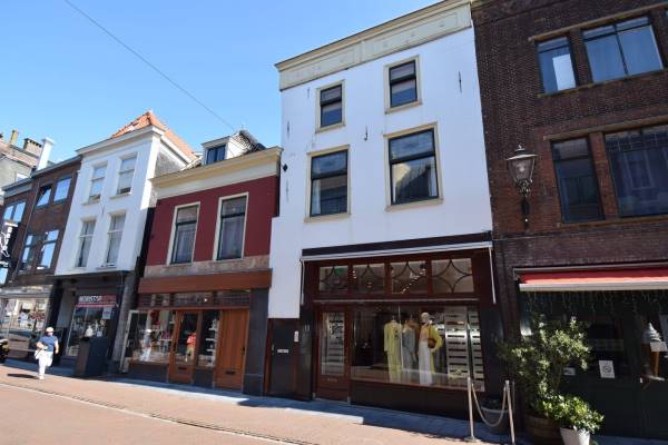 Winkelruimte Haarlemmerstraat 18 Leiden