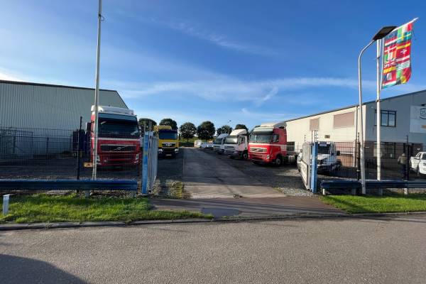 Verhard buitenterrein Industrieweg Vuren