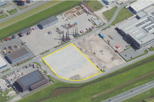 Verhard buitenterrein Kilbystraat 7 Kampen