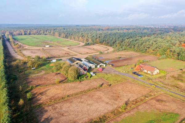 Agrarisch bedrijf Arnhemseweg 96-- 98 Otterlo