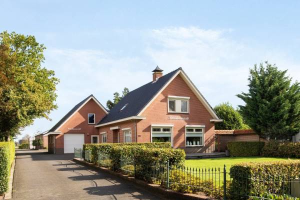 Bedrijfsruimte Lage Valkseweg 110 Lunteren