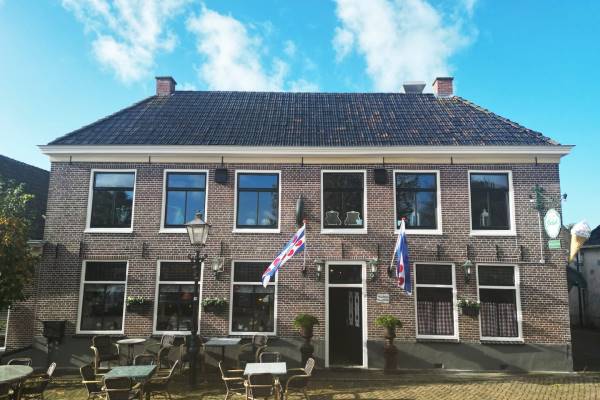 Horecagelegenheid It Plein 2 Easterlittens