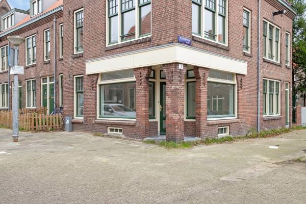 Winkelruimte Pluvierplein 1 Amsterdam
