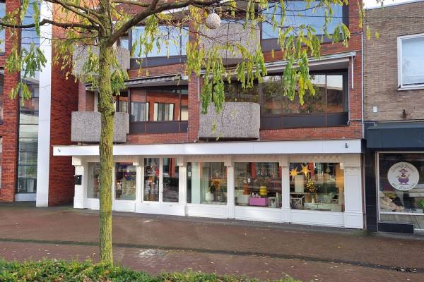 Winkelruimte Rozengaarde 77 Rijssen