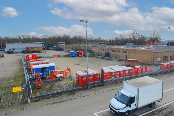 Verhard buitenterrein Parmentierweg 1a Almelo