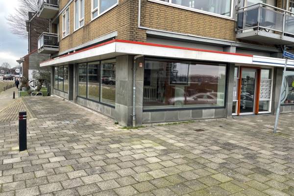 Winkelruimte Maasplein 86 Zwijndrecht