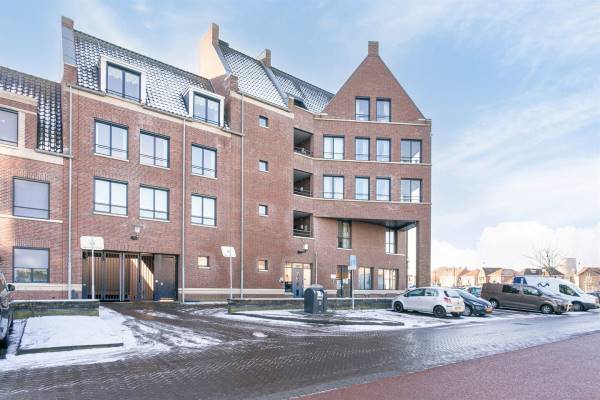 Maatschappelijk vastgoed Walgang 77A Geertruidenberg