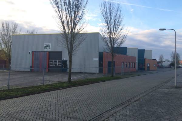 Bedrijfsruimte De Steenmaat 10 Gramsbergen