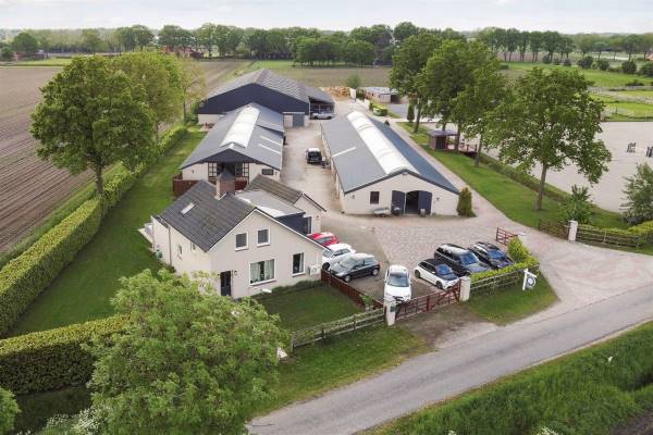 Agrarisch bedrijf Kampsteeg 45 Meijel