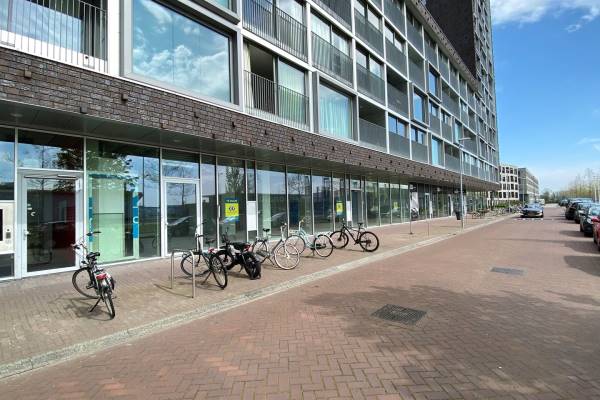Winkelruimte Het Hout 145- 147 Groningen