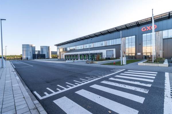 Bedrijfsruimte Tufsteen 3 Hoofddorp