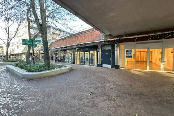 Winkelruimte Liesveld 146 Vlaardingen