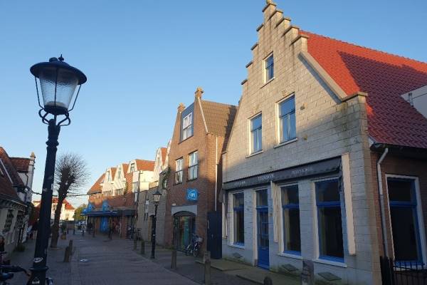 Winkelruimte Waalderstraat 24 Den Burg