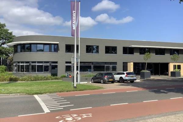 Bedrijfsruimte van den Bergsweg 7 Nijverdal