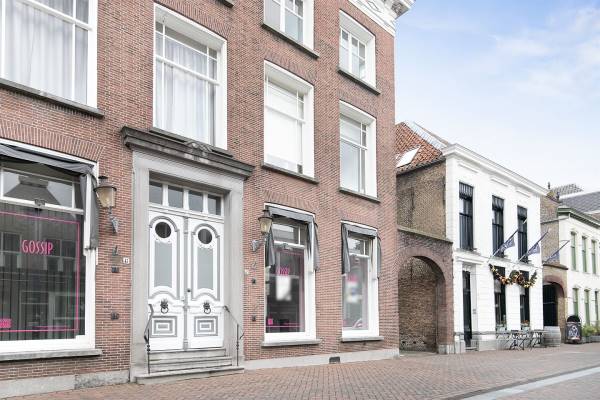 Winkelruimte Raadhuisstraat 47 Roosendaal