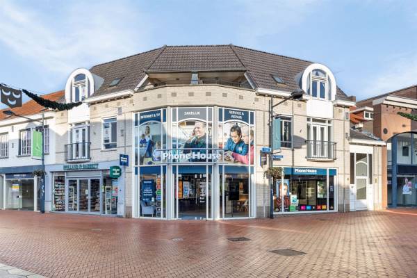 Winkelruimte Arendstraat 2 Oosterhout (NB)
