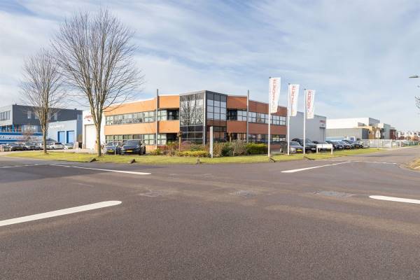 Bedrijfsruimte L&#252;beckstraat 7 Oldenzaal