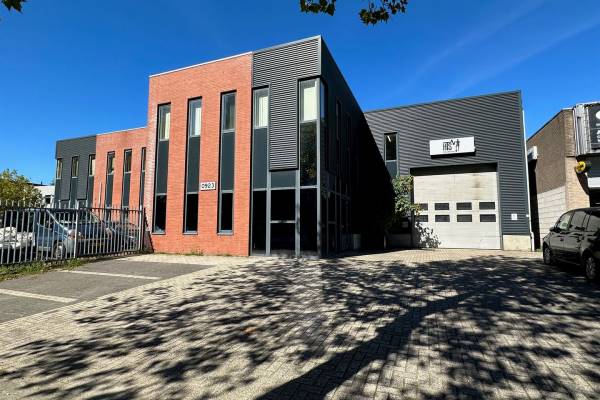 Bedrijfsruimte Urkhovenseweg 5 Eindhoven