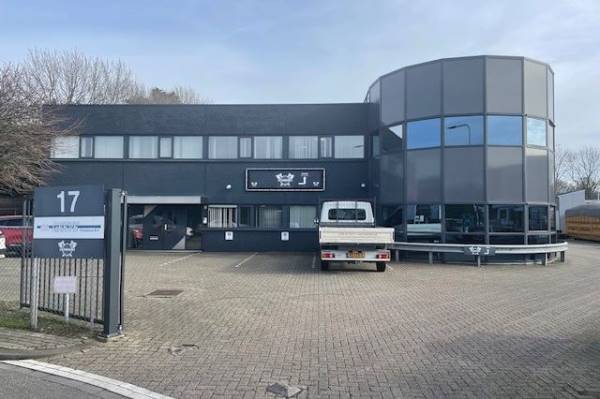 Kantoorruimte Dienstenstraat 17 Rhoon