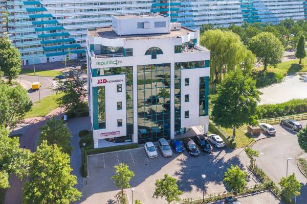 Kantoorruimte J.L. van Rijweg 121 Zoetermeer