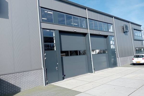 Bedrijfsruimte Raasdorperweg 52G Lijnden