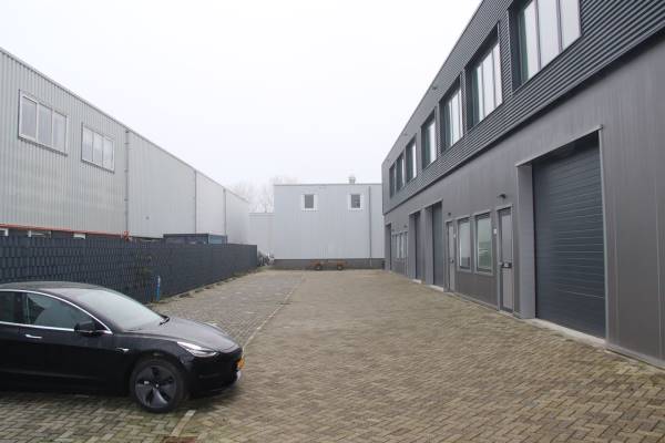 Bedrijfsruimte Ambachtsweg 85 Pijnacker
