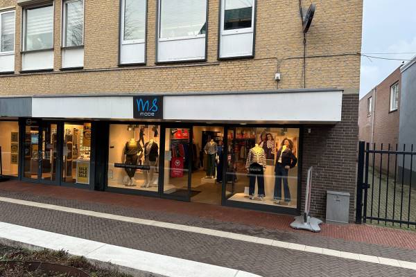 Winkelruimte Marktstraat 8C Uden