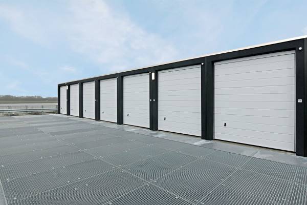 Bedrijfsruimte Zomerdijk 10 Maassluis