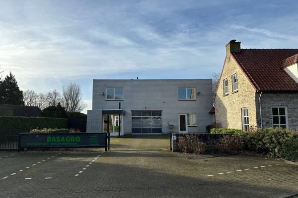 Bedrijfsruimte Hermansstraat 17 Hoeven