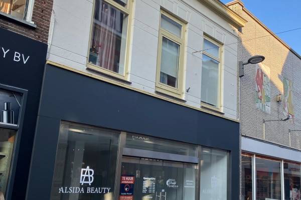 Winkelruimte Waterstraat 46 Tiel