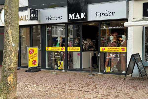 Winkelruimte Raadhuisplein 9 Zevenaar