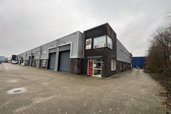 Bedrijfsruimte Bakkenzuigerstraat 66- 68 Almere