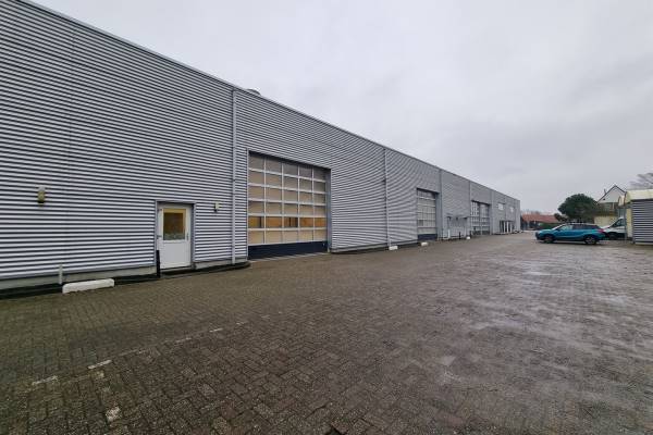 Bedrijfsruimte &#39;t Zand 30c Sleeuwijk
