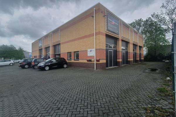 Bedrijfsruimte ten Catestraat 27 Assen