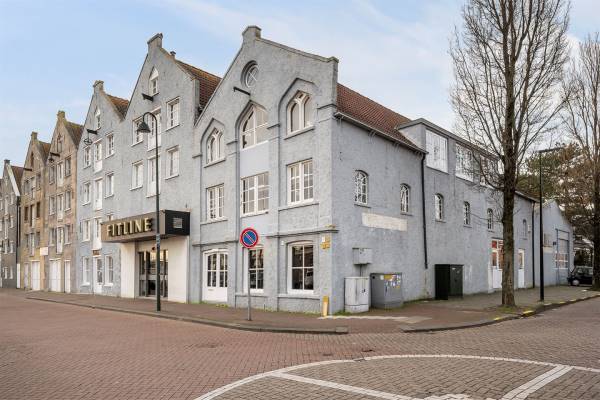 Bedrijfsruimte Govert van Wijnkade 14 Maassluis