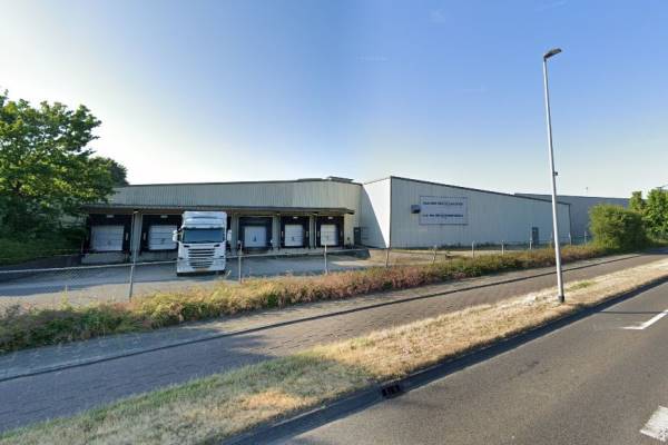 Bedrijfsruimte Kanaaldijk Z.W. 11 Helmond