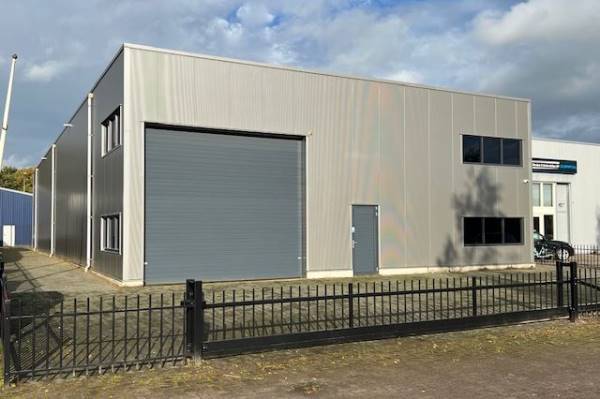 Bedrijfsruimte Rooilijn 6A Surhuisterveen