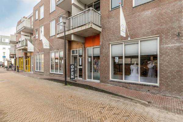 Winkelruimte Kerkstraat 7 Oud-Beijerland