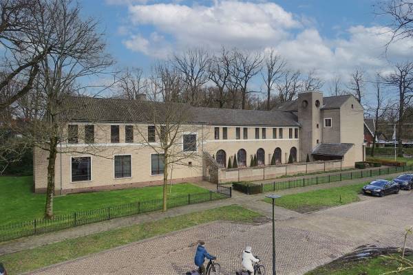 Maatschappelijk vastgoed Anninksweg 106 Hengelo (OV)