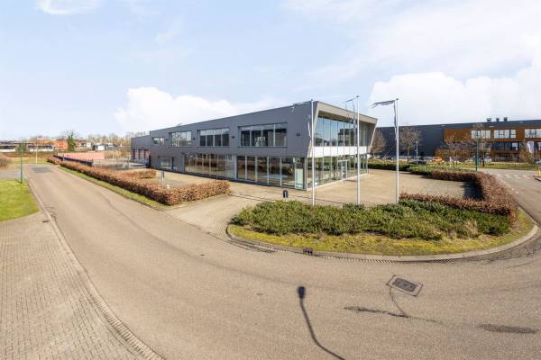 Bedrijfsruimte Parallelweg 49 Rijen