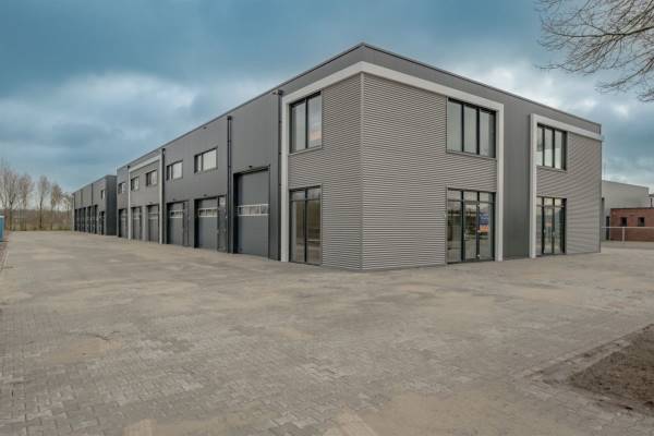 Bedrijfsruimte Oeveraseweg 2 4 Havelte