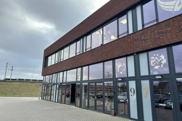 Bedrijfsruimte Huygensstraat 9 Zoetermeer