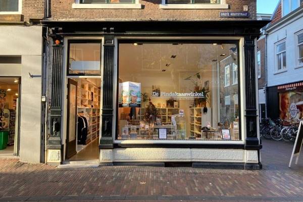 Winkelruimte Grote Houtstraat 102A Haarlem