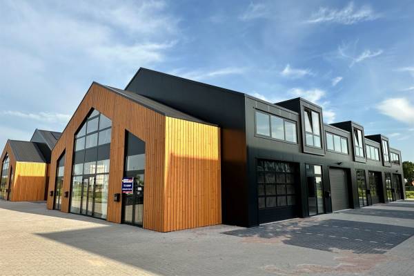 Bedrijfsruimte Dijkleger 65 Vianen (UT)
