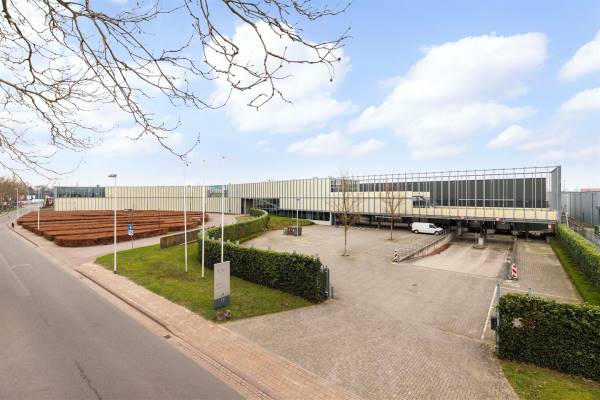 Bedrijfsruimte Tweelingenlaan 13- 17 Apeldoorn