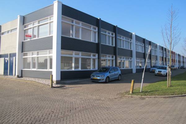 Kantoorruimte Bedrijfsweg 1A Alphen aan den Rijn