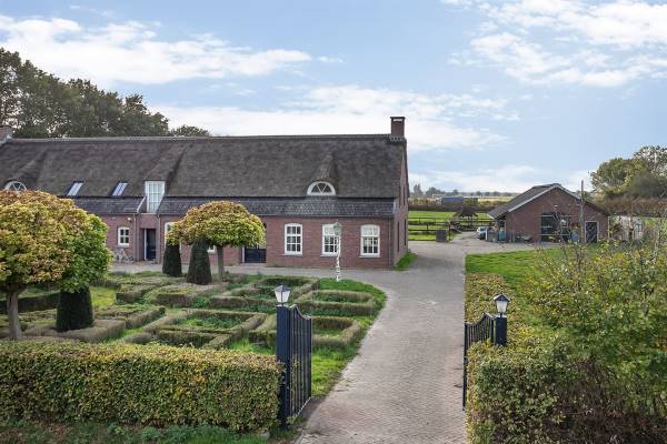 Agrarisch bedrijf Rooijseweg 67 Son en Breugel