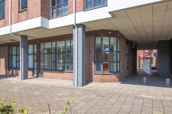 Winkelruimte Weverstedehof 4 Nieuwegein