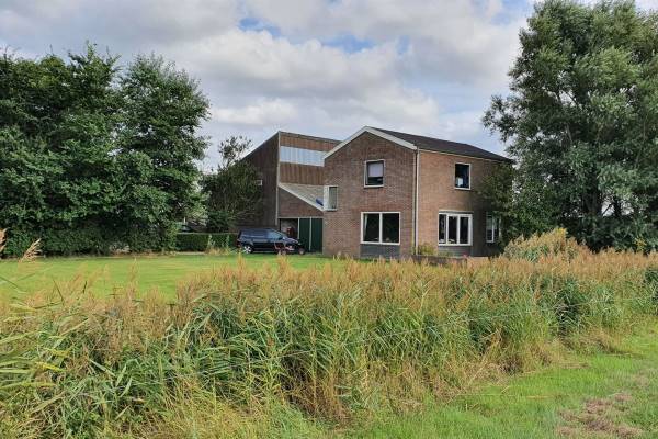 Agrarisch bedrijf Middellandseweg 12 Oudeschild